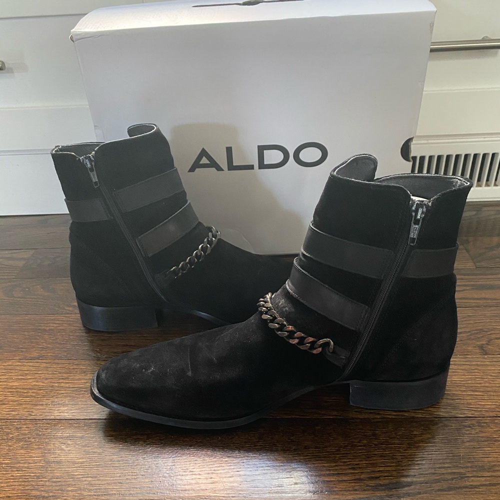 Men’s Aldo strapped boots size 10.